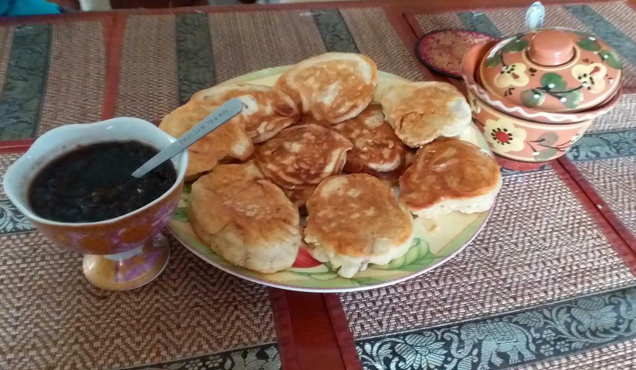 Maria Bed & Breakfast Kiev Bagian luar foto